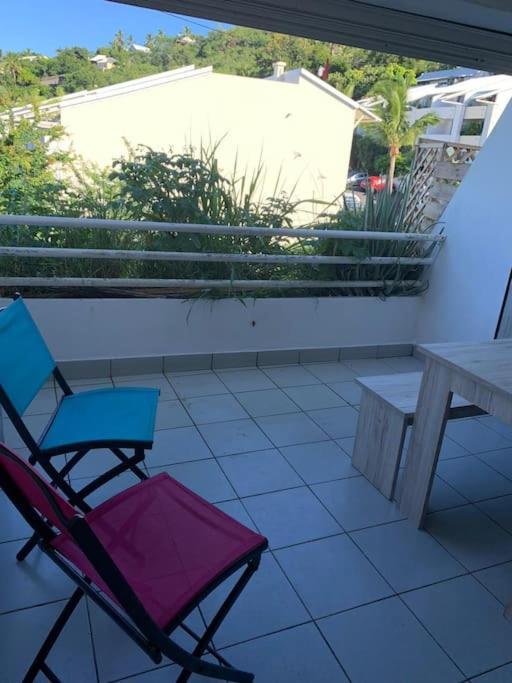 Petit Prix Et Grand Confort A Saint Gilles Les Bains Dış mekan fotoğraf